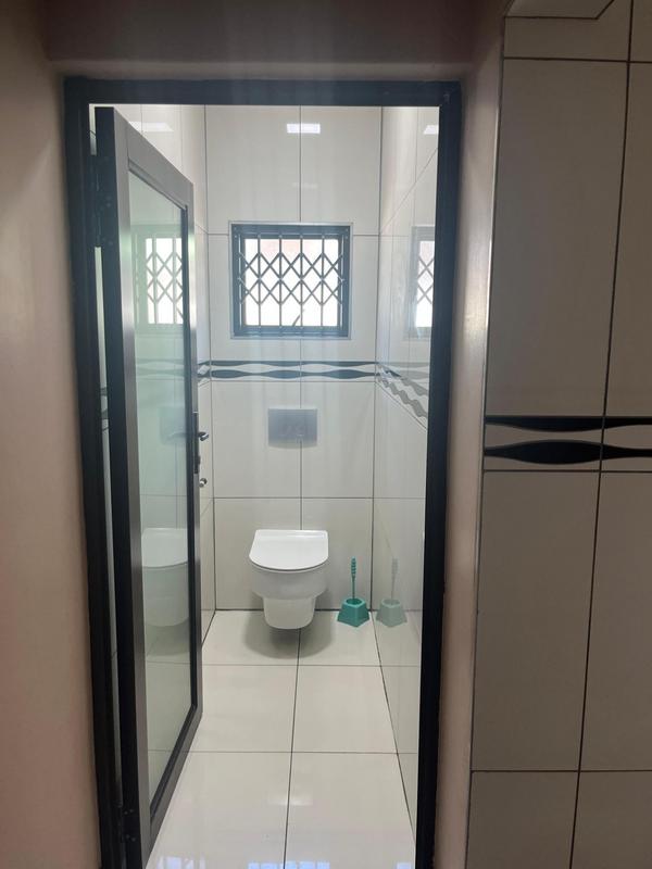 To Let 1 Bedroom Property for Rent in Golf View North West